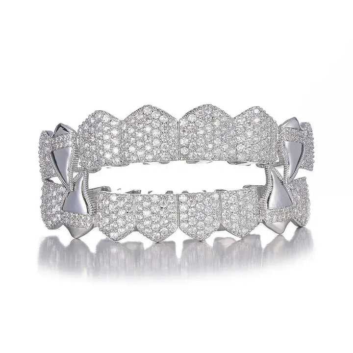 [Top and Bottom] Iced Out Dracula Fang Grillz