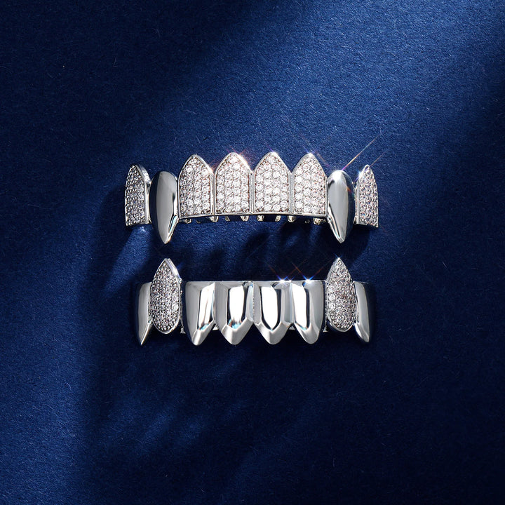 [Top and Bottom] Silver Deep Cut Iced Out Fang Grillz