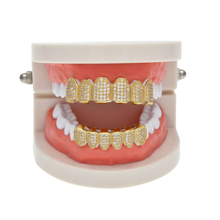 [Upper] Luxury Gold Iced Out Diamond Grillz